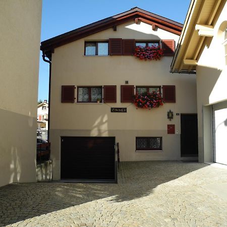 Privatzimmer / Bed & Breakfast Andermatt Extérieur photo