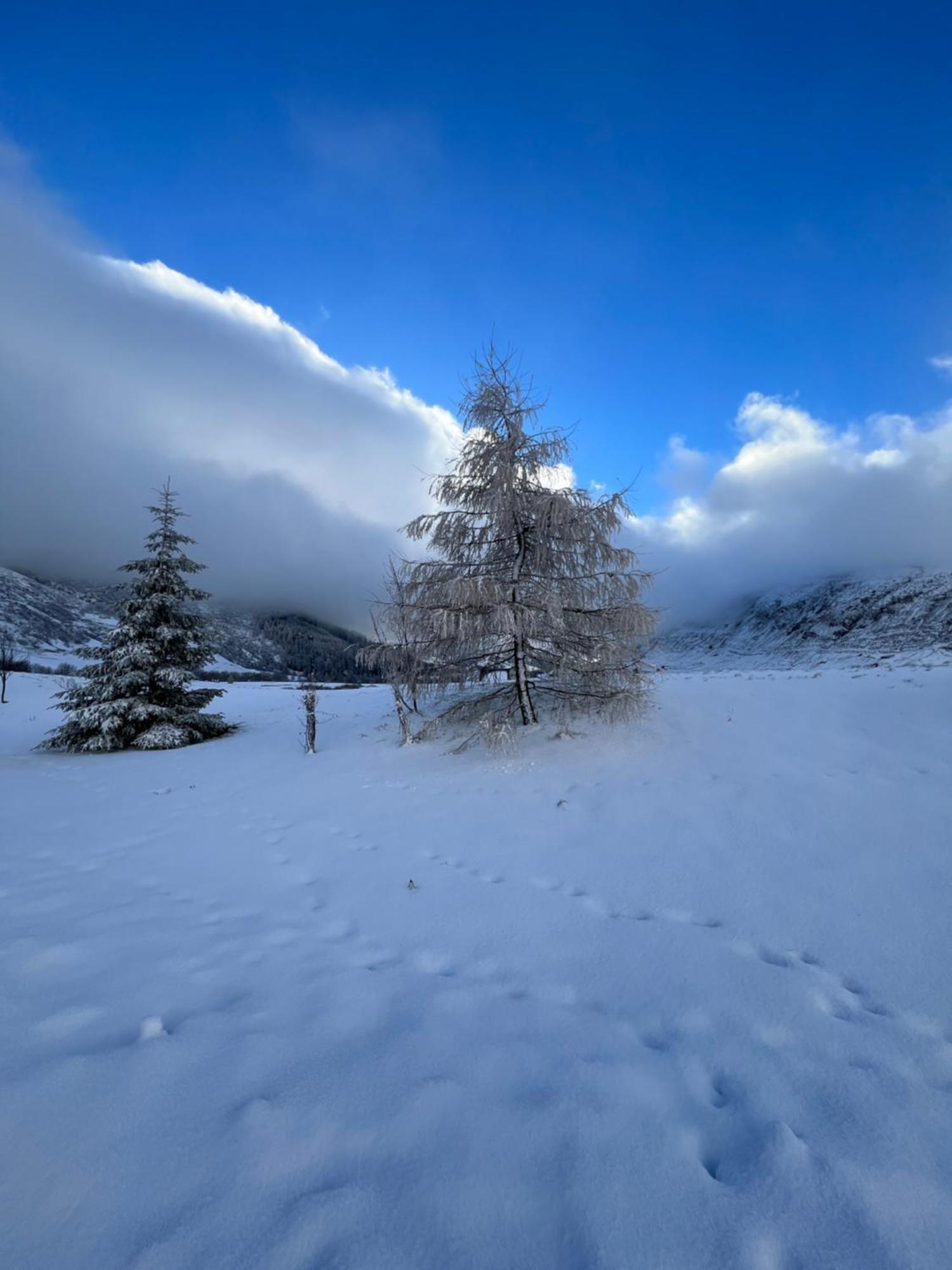 Privatzimmer / Bed & Breakfast Andermatt Extérieur photo