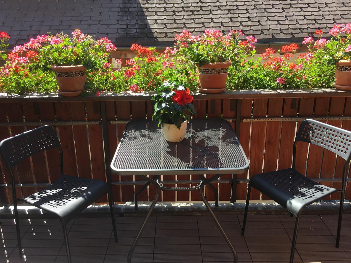 Privatzimmer / Bed & Breakfast Andermatt Extérieur photo