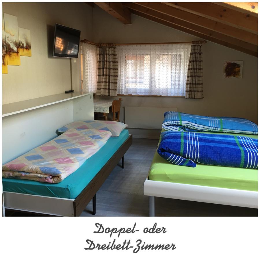 Privatzimmer / Bed & Breakfast Andermatt Extérieur photo