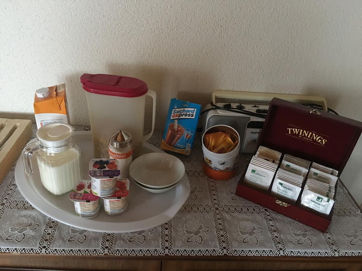 Privatzimmer / Bed & Breakfast Andermatt Extérieur photo