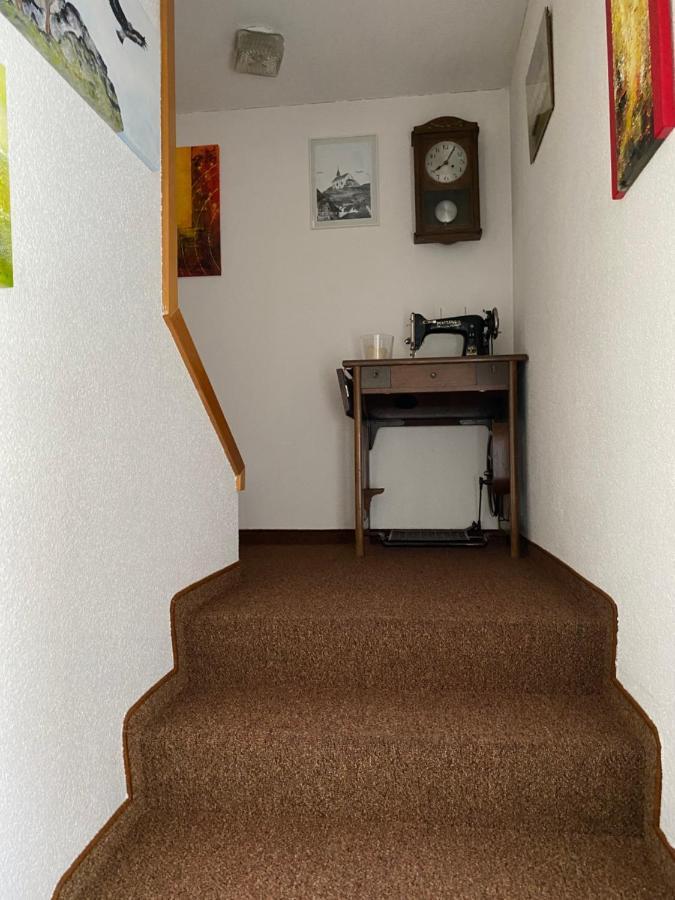 Privatzimmer / Bed & Breakfast Andermatt Extérieur photo
